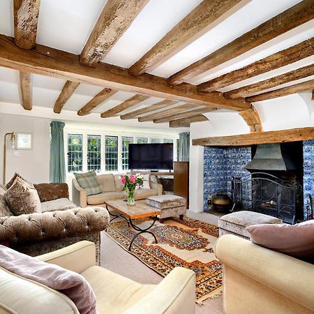 ラスティントン Walnut Tree Houseヴィラ エクステリア 写真